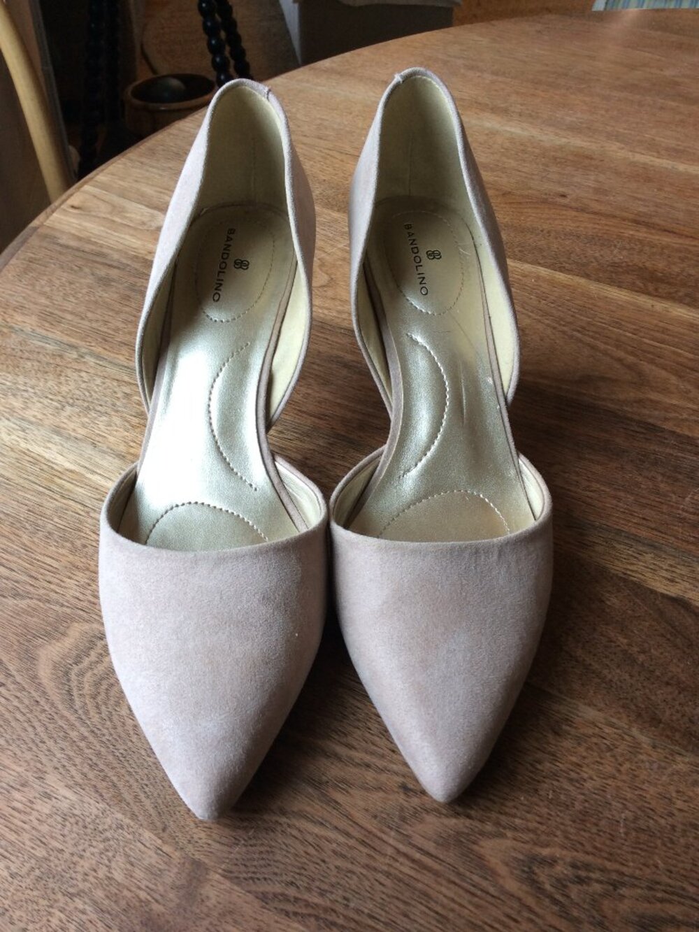 Bandolino D'orsay Heels, Tan/Ivory 8M (fits like 8.5 or 9)
